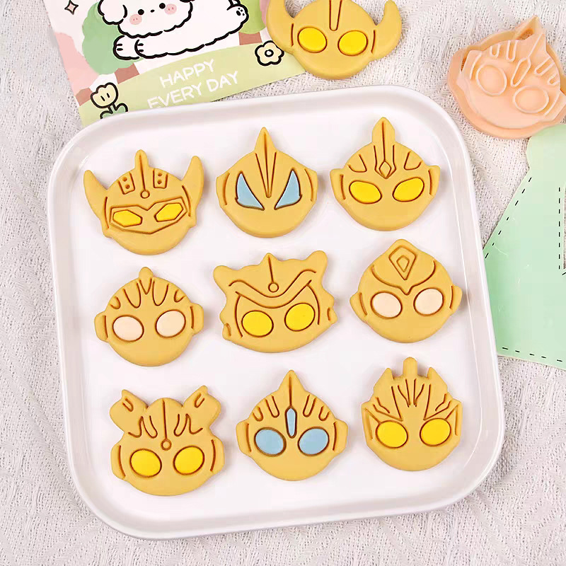 Hot Anime Ultramans Series Coo - Kitchen Baking Area 评论和价格